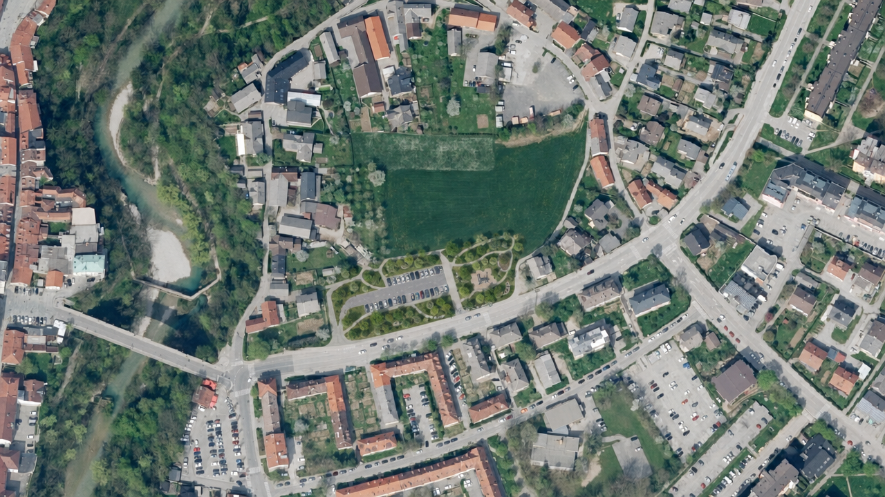 Koncept zelenega parka na delu parkirišča Huje